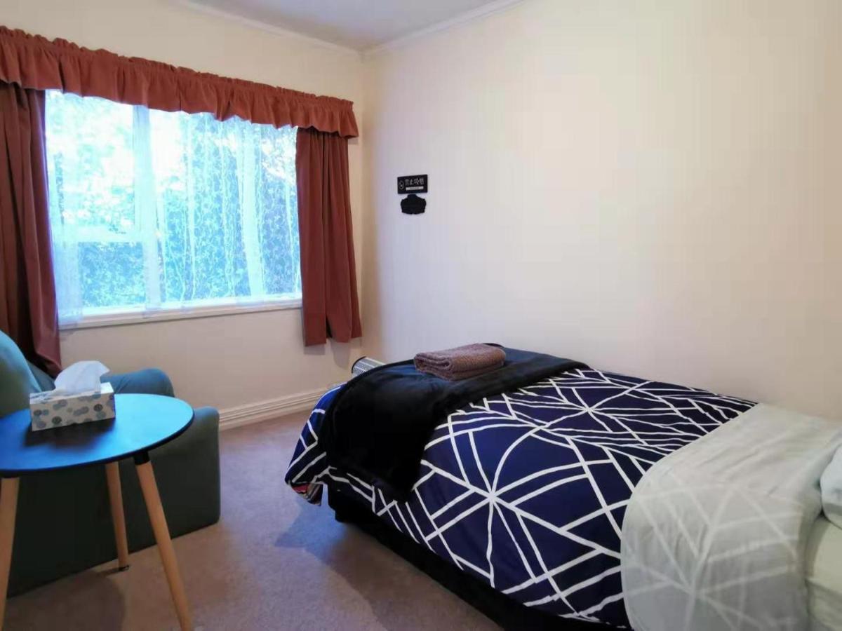 Large Private Room In Modern Stylish House Dunedin Exteriér fotografie